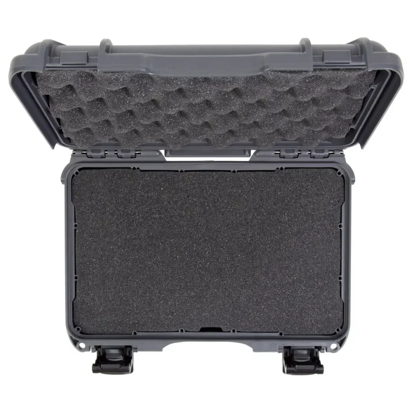 Nanuk 909 Case with Foam - Graphite