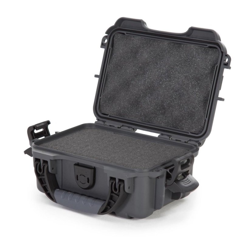 NANUK 903 Case with Foam - Graphite