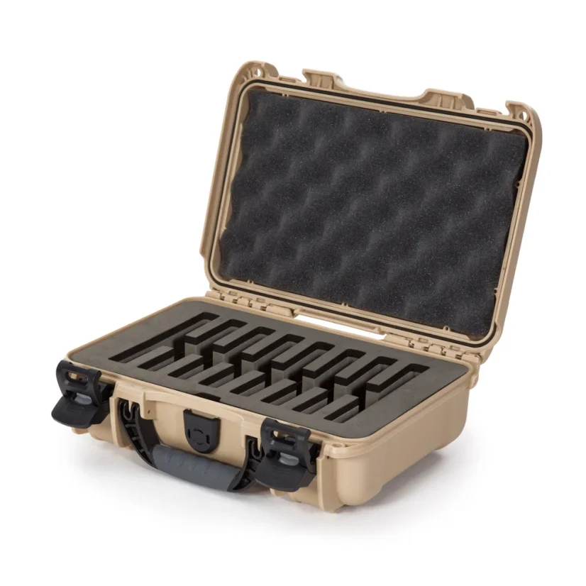 Nanuk 909 Case with Foam insert for 8 Knives - Tan