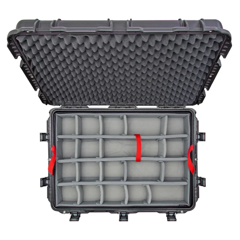 Nanuk 975 S Case w/Padded Dividers - Pull handle / Wheels - Black