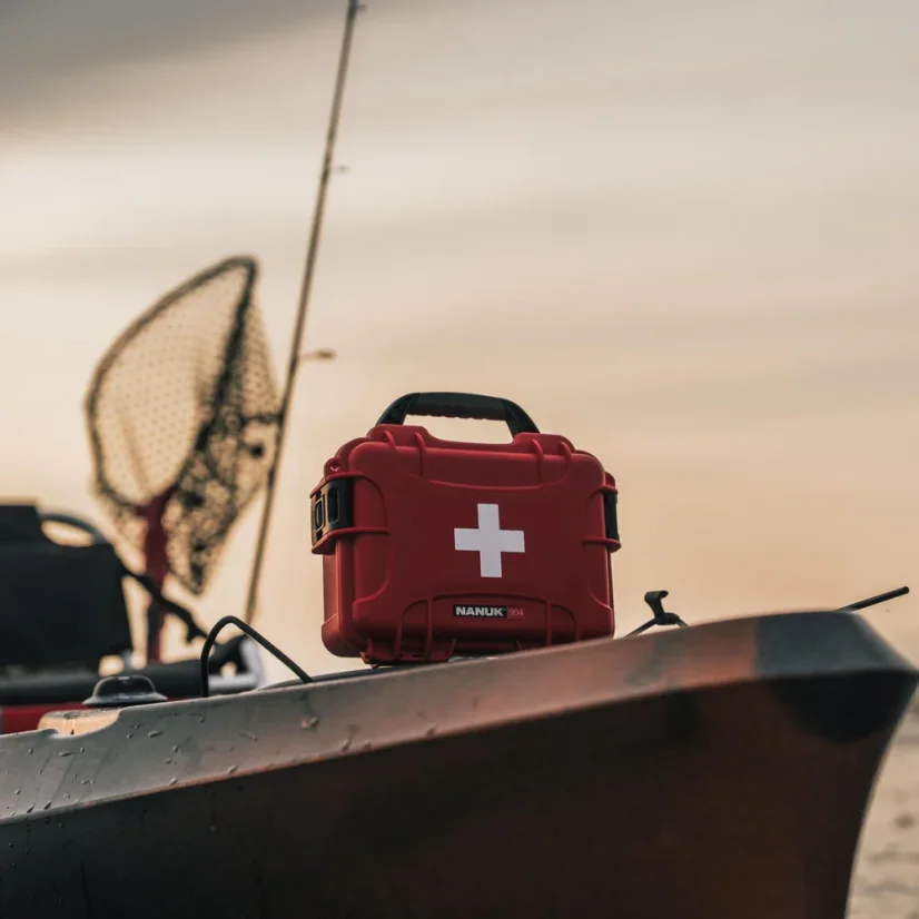 Nanuk 904 Case 904 empty – w/First Aid Logo - Red