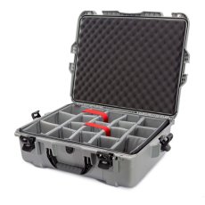 Nanuk 945 Case w/padded divider - Silver