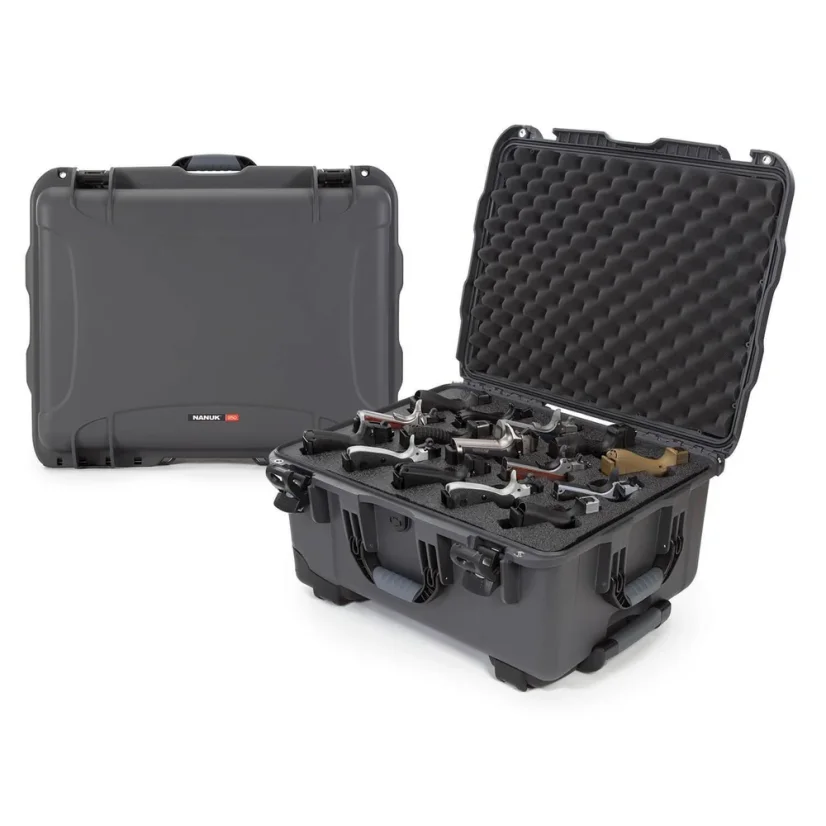 Nanuk 950 Case with Foam insert for 15UP - Graphite