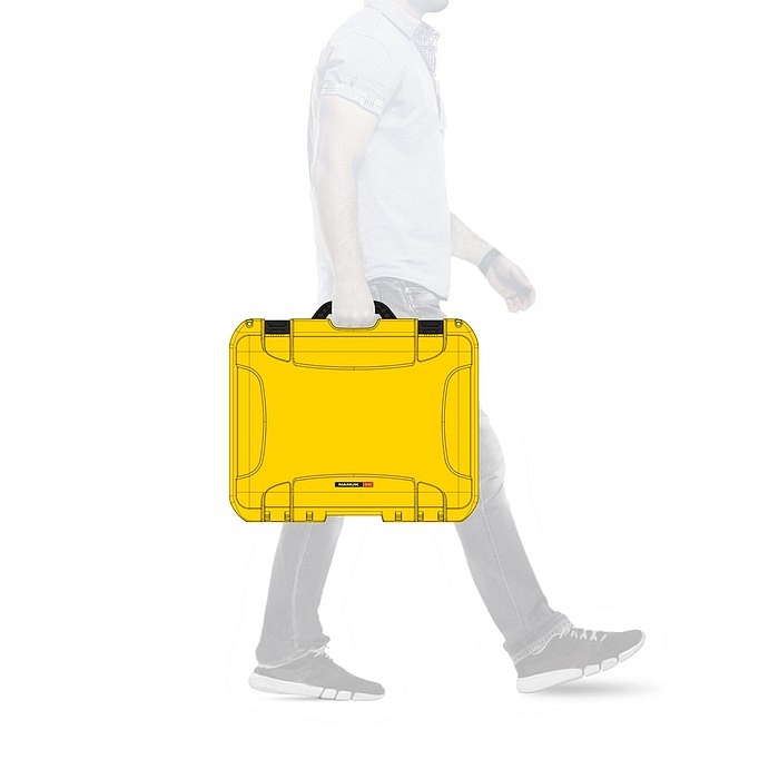 Nanuk 930 Case w/padded divider - Yellow
