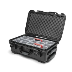 Nanuk 935 Case w/padded divider - Black