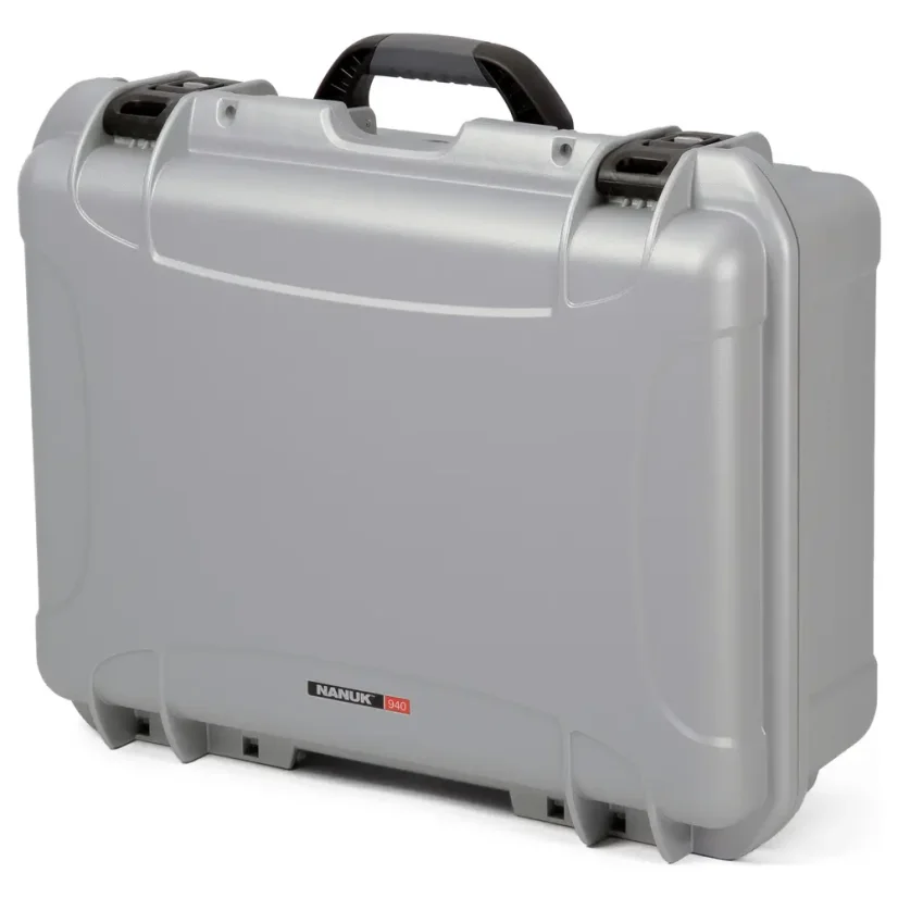 Nanuk 940 Case w/padded divider - Silver