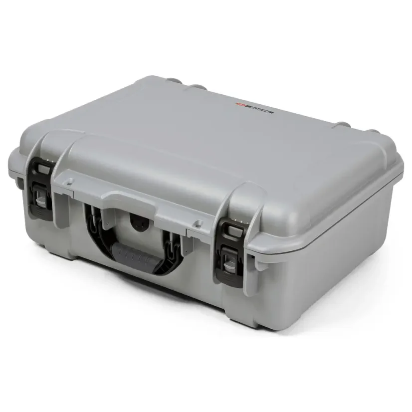 Nanuk 940 Case w/padded divider - Silver