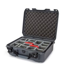 Nanuk 930 Case w/padded divider - Graphite