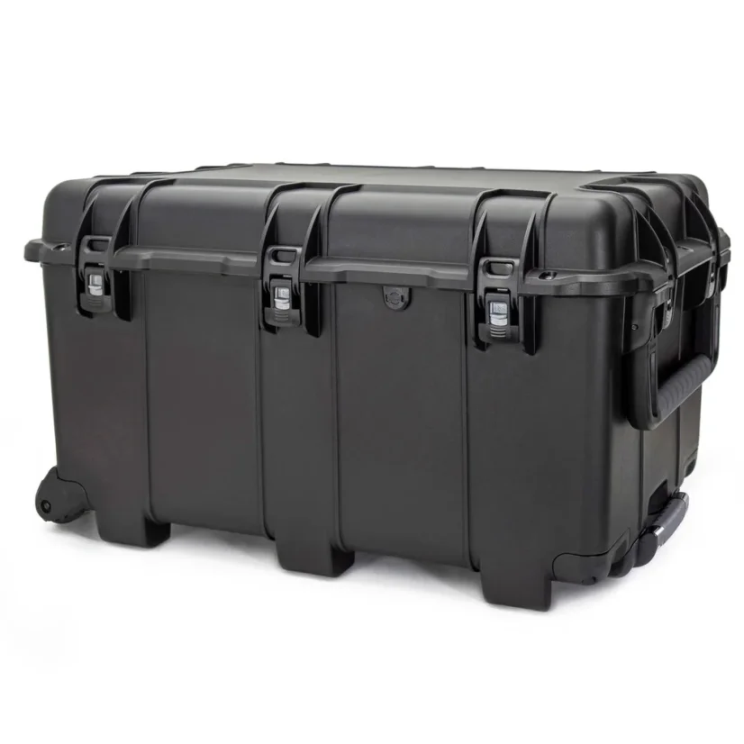 Nanuk 975 S Case w/Padded Dividers - Pull handle / Wheels - Black