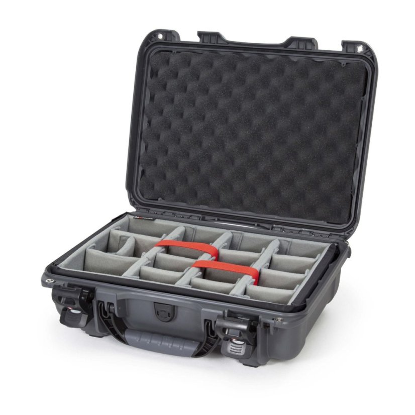 Nanuk 923 Case w/padded divider - Graphite
