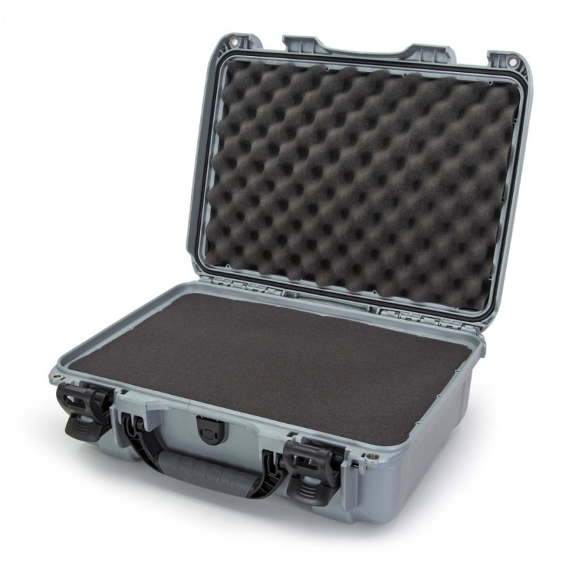 Nanuk 925 Case with Foam - Silver