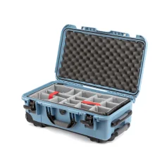 Nanuk 935 Case w/padded divider - Cyan