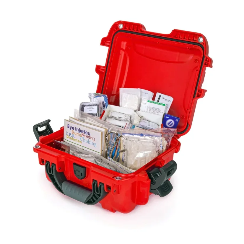 Nanuk 905 Case empty – w/First Aid Logo - Red