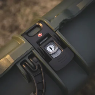 Zámky PowerClaw: proč kufr NANUK zůstane zavřený, i když spadne
